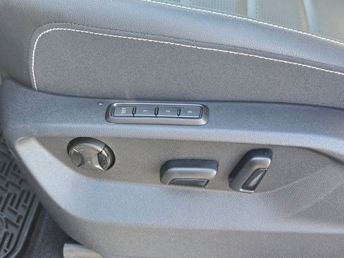 New 2026 Volkswagen Atlas Cross Sport SEL R-Line image 22