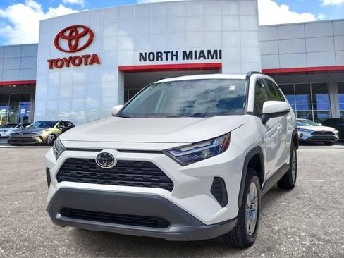 Used 2023 Toyota RAV4 XLE FWD image 2