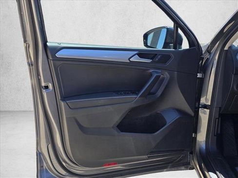 Used 2023 Volkswagen Tiguan S image 12