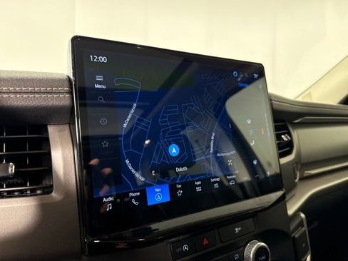 Used 2024 Ford Expedition Max XLT image 19