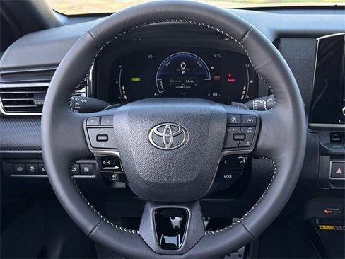 New 2026 Toyota Camry SE image 13