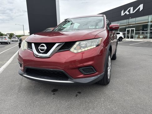 Used 2015 Nissan Rogue S AWD/4WD image 10
