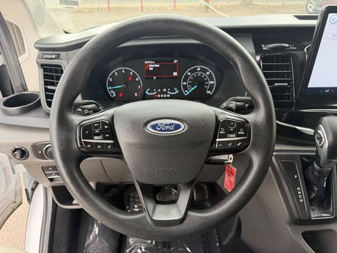 Used 2024 Ford Transit 350 XLT RWD image 15