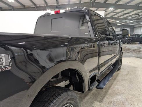 Used 2025 Ford F250 Platinum image 3
