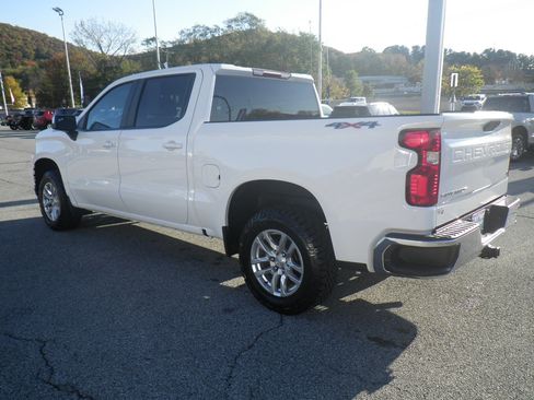 Used 2021 Chevrolet Silverado 1500 LT image 4