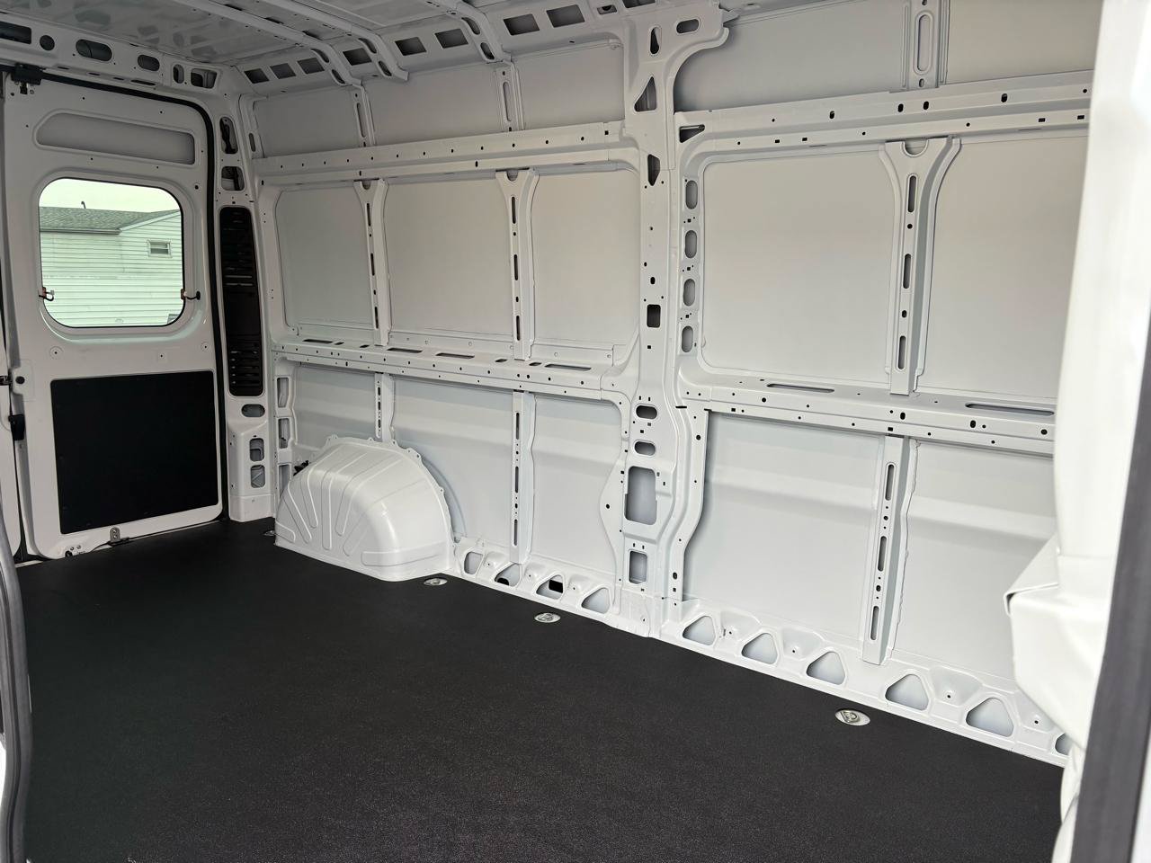 Used 2024 RAM ProMaster 2500 w/ Quick Order Package 22G SLT FWD image 16