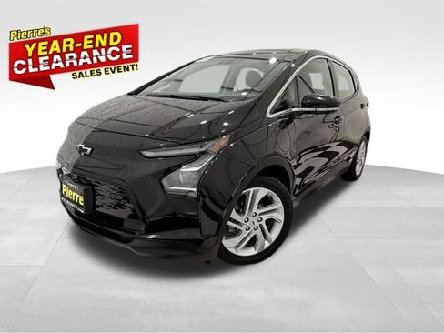 Used 2022 Chevrolet Bolt LT w/ Driver Confidence Package image 1
