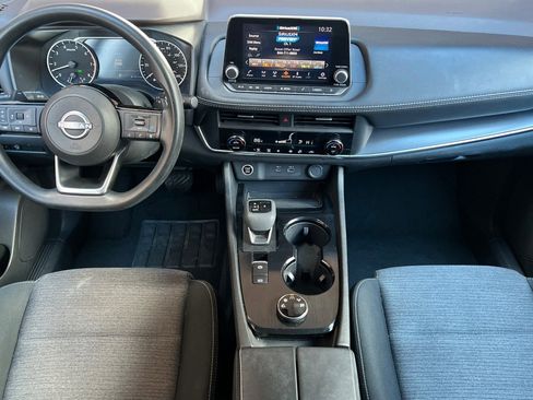 Used 2023 Nissan Rogue SV image 18