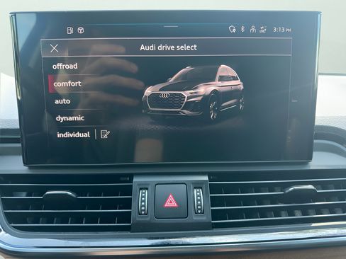 Used 2023 Audi Q5 2.0T Premium Plus w/ Premium Plus Package AWD/4WD image 27