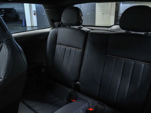 Used 2025 MINI Cooper 2-Door Hardtop image 18