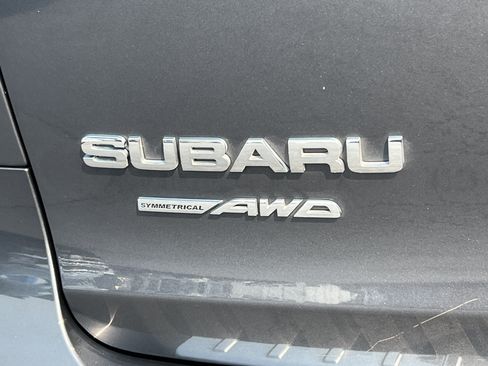 Used 2023 Subaru Ascent Touring AWD/4WD image 9