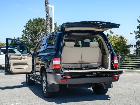 Used 2006 Toyota Land Cruiser AWD/4WD image 31