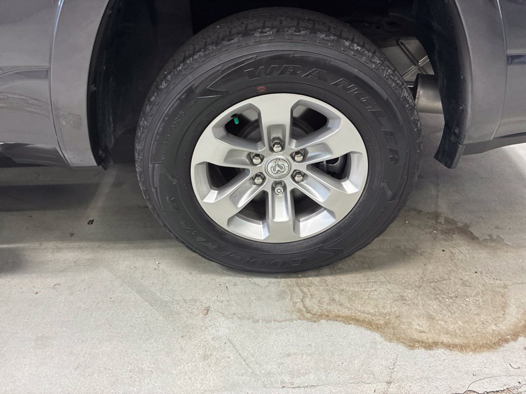 Used 2021 RAM 1500 Laramie AWD/4WD image 31
