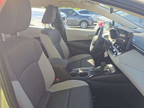 Used 2024 Toyota Corolla LE FWD image 11