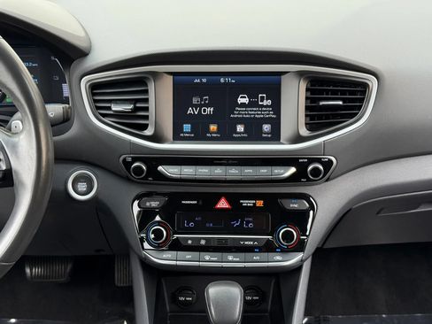 Used 2018 Hyundai Ioniq SEL w/ SEL Tech Package 02 FWD image 19