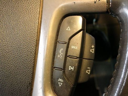 Used 2010 GMC Yukon SLT w/ Suspension Package, Autoride image 22