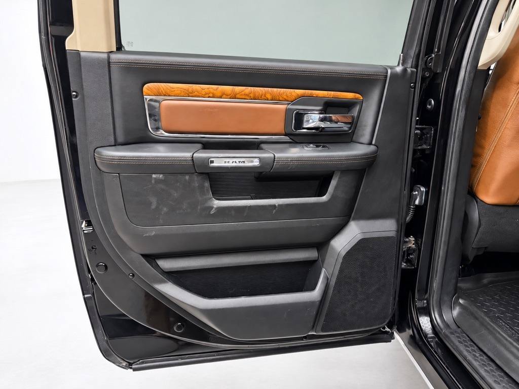Used 2013 RAM 2500 Laramie AWD/4WD image 22