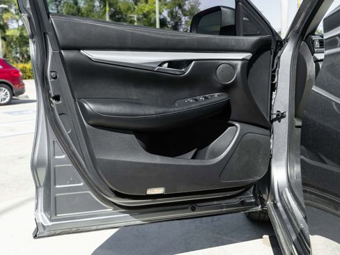 Used 2021 INFINITI QX50 Luxe image 30