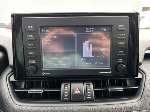 Used 2021 Toyota RAV4 XLE Premium AWD/4WD image 24