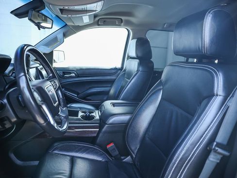 Used 2018 GMC Yukon SLE image 23