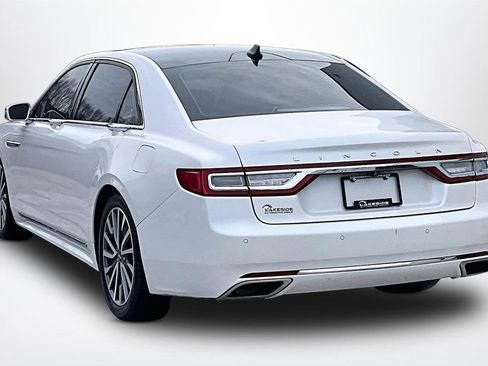 Used 2019 Lincoln Continental Select w/ Continental Climate Package image 4
