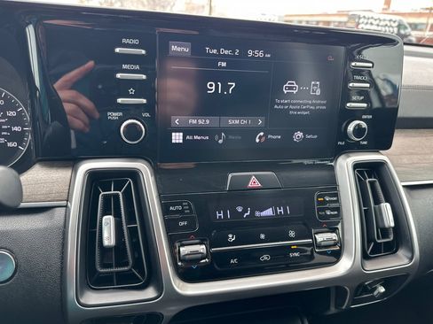 Used 2021 Kia Sorento EX image 28