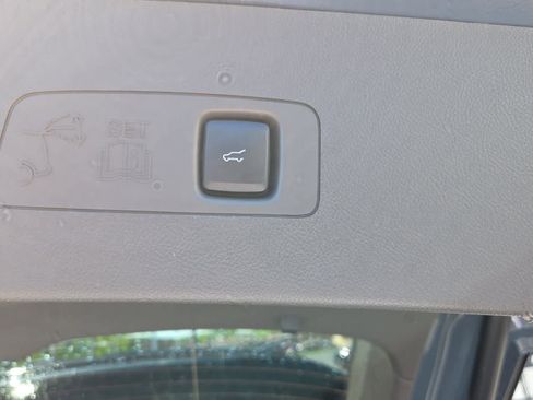 Used 2023 Lincoln Corsair AWD w/ Equipment Group 101A image 10