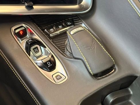 Used 2021 Chevrolet Corvette Stingray Premium Conv w/ Z51 Performance Package RWD image 20