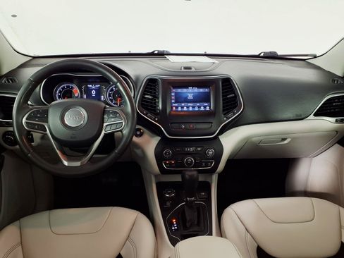 Used 2020 Jeep Cherokee Latitude Plus AWD/4WD image 14
