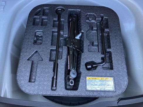 Certified 2026 Toyota Corolla SE image 25