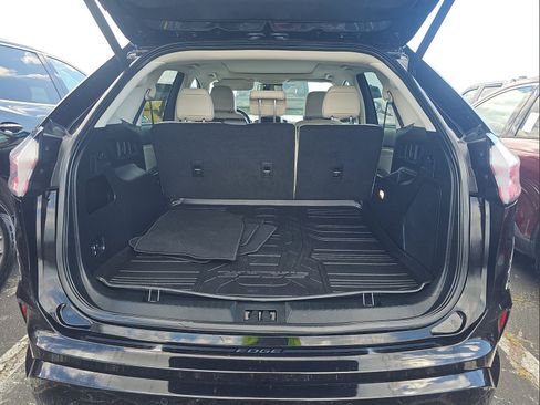 Used 2024 Ford Edge Titanium w/ Titanium Elite Package AWD/4WD image 8