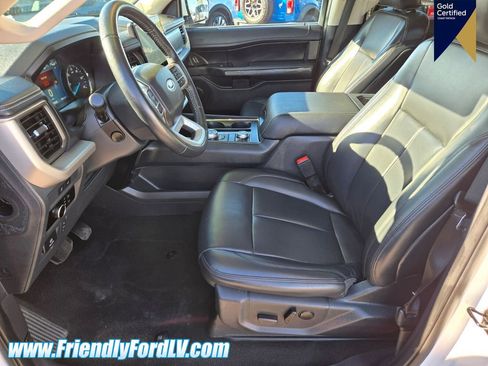 Certified 2024 Ford Expedition XLT image 8