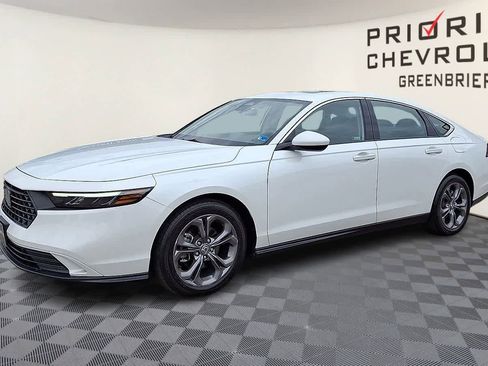 Used 2024 Honda Accord EX image 4
