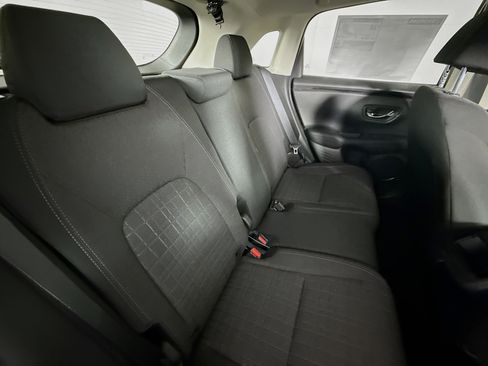 New 2026 Honda HR-V LX image 32