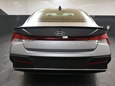 New 2026 Hyundai Elantra Sport image 7