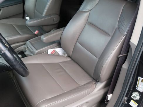 Used 2013 Honda Odyssey Touring image 15