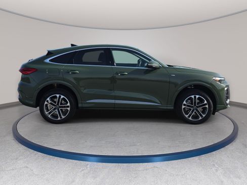 New 2026 Audi Q5 Premium image 4