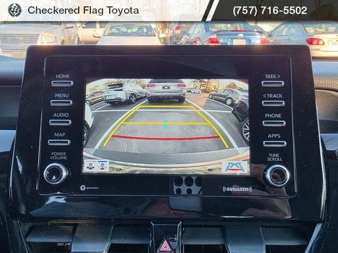 Used 2023 Toyota Camry SE w/ Cold Weather Package image 17