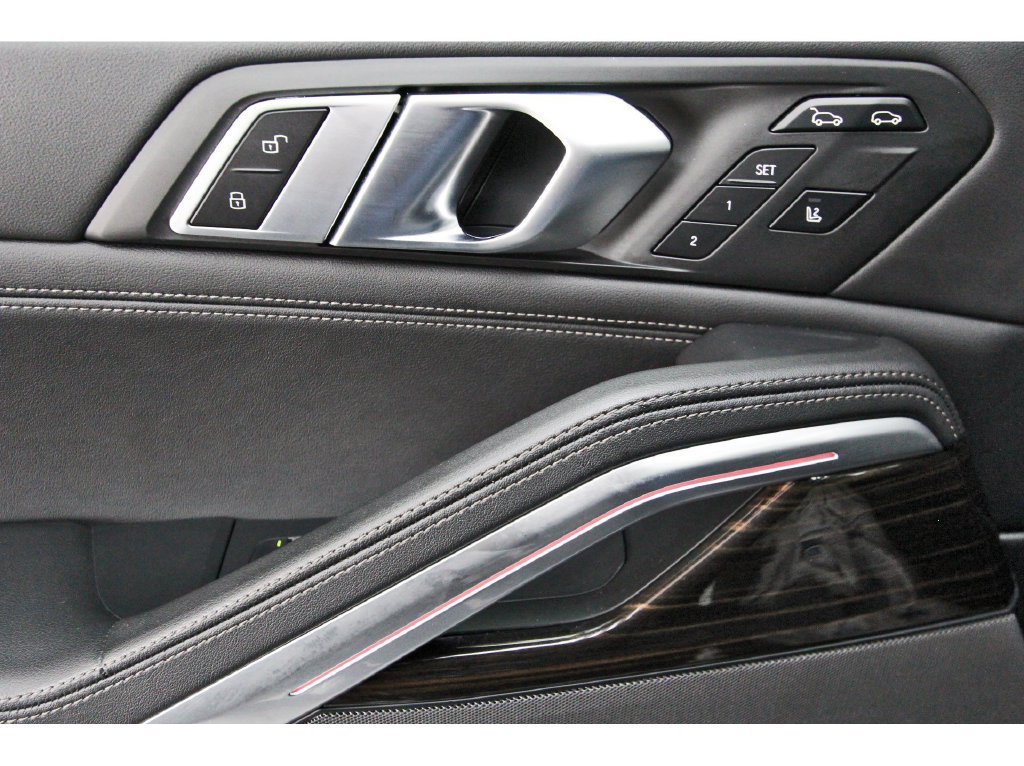 Used 2024 BMW X6 xDrive40i w/ Premium Package AWD/4WD image 21