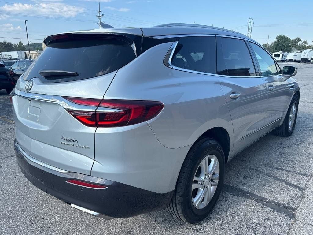 Used 2019 Buick Enclave Essence FWD image 9