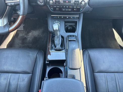 Used 2017 Lexus ES 350 w/ Luxury Package image 14