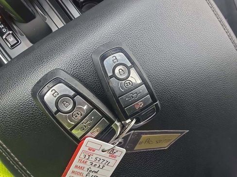 Used 2023 Ford F150 Lariat w/ Equipment Group 502A High image 17