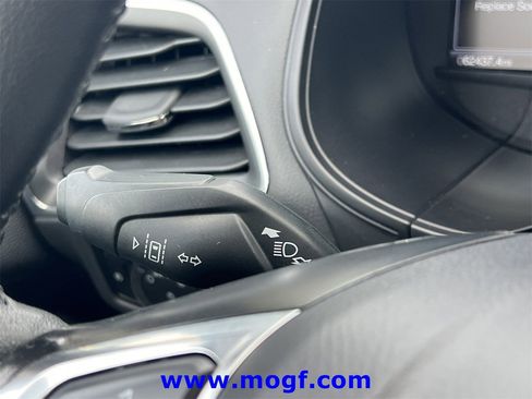 Certified 2024 Ford Edge Titanium image 13