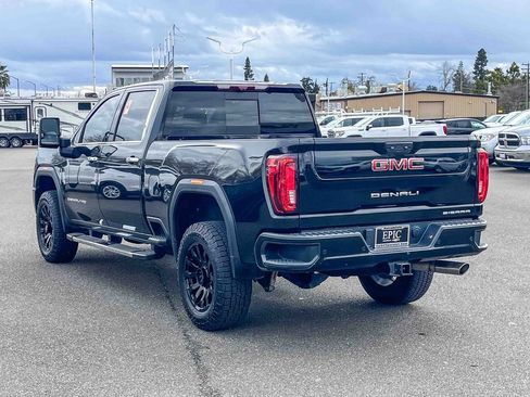 Used 2022 GMC Sierra 2500 Denali w/ Denali Ultimate Package image 2