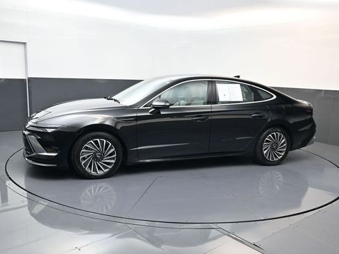 Certified 2025 Hyundai Sonata SEL FWD image 7