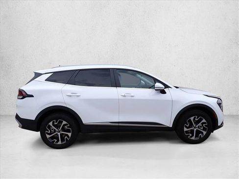 Used 2025 Kia Sportage EX AWD/4WD image 5