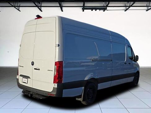 New 2026 Mercedes-Benz Sprinter 2500 image 4