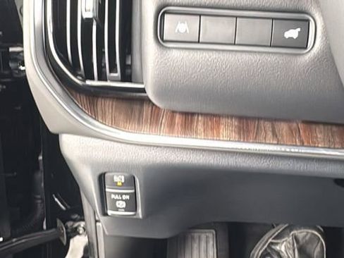 New 2026 Nissan Armada Platinum AWD/4WD image 33