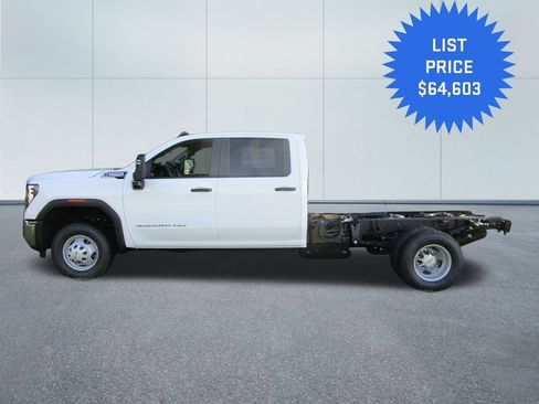New 2026 GMC Sierra 3500 Pro w/ Convenience Package AWD/4WD image 3