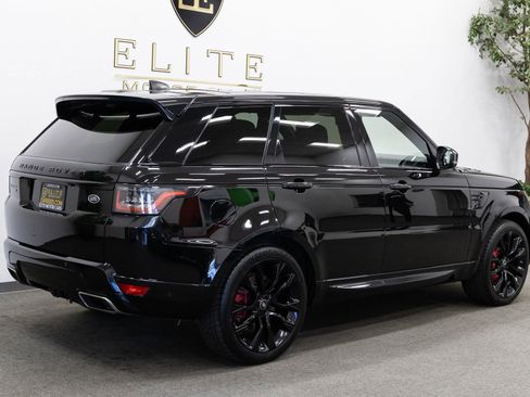 Used 2019 Land Rover Range Rover Sport HST image 11